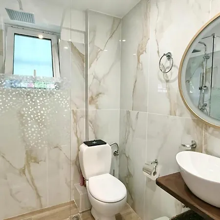 Free Spirit Nectar Apartment Kalamata